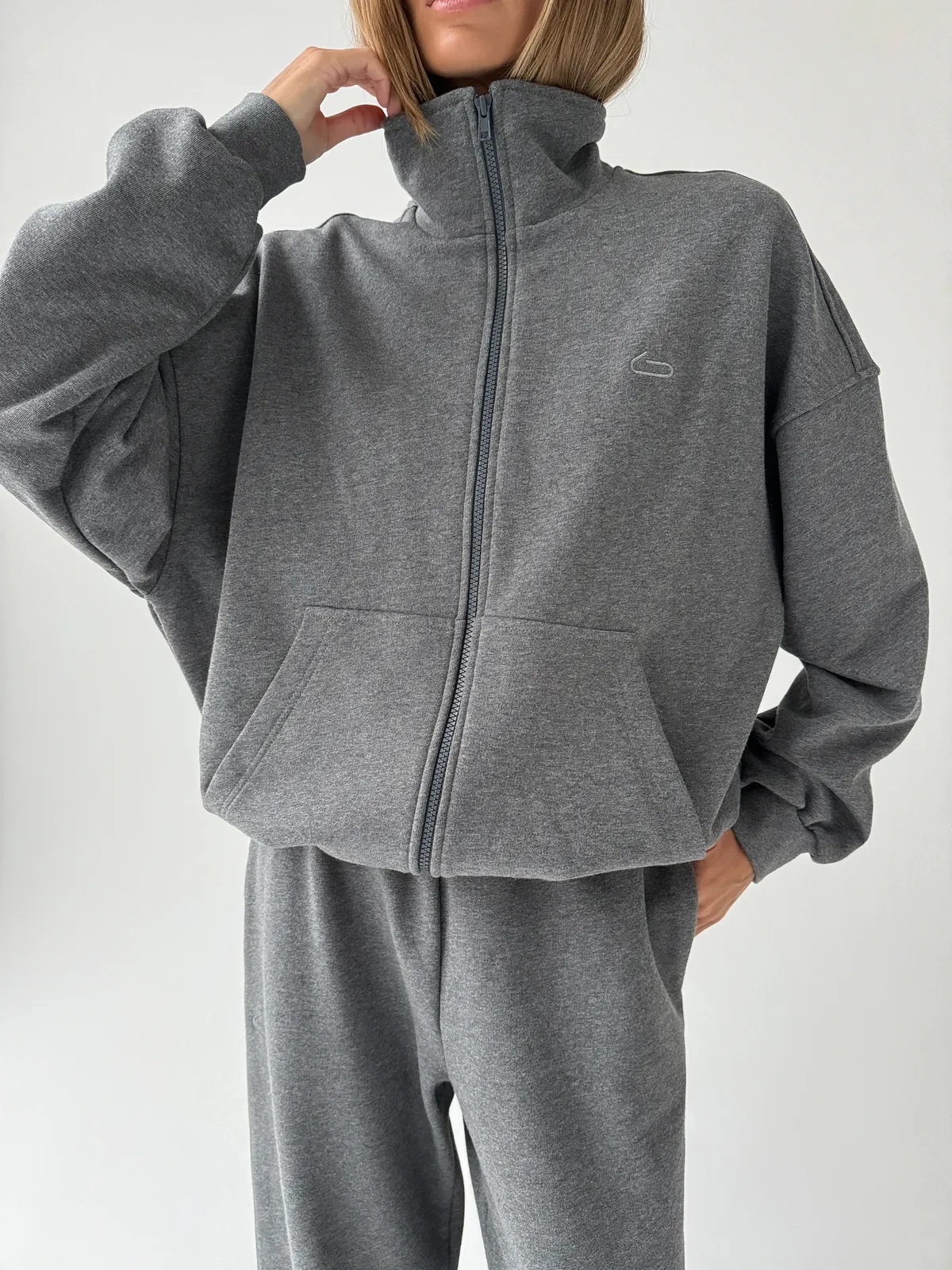 Зіпер жіночий оверсайз з кишенею, темний меланж - Фото 1
