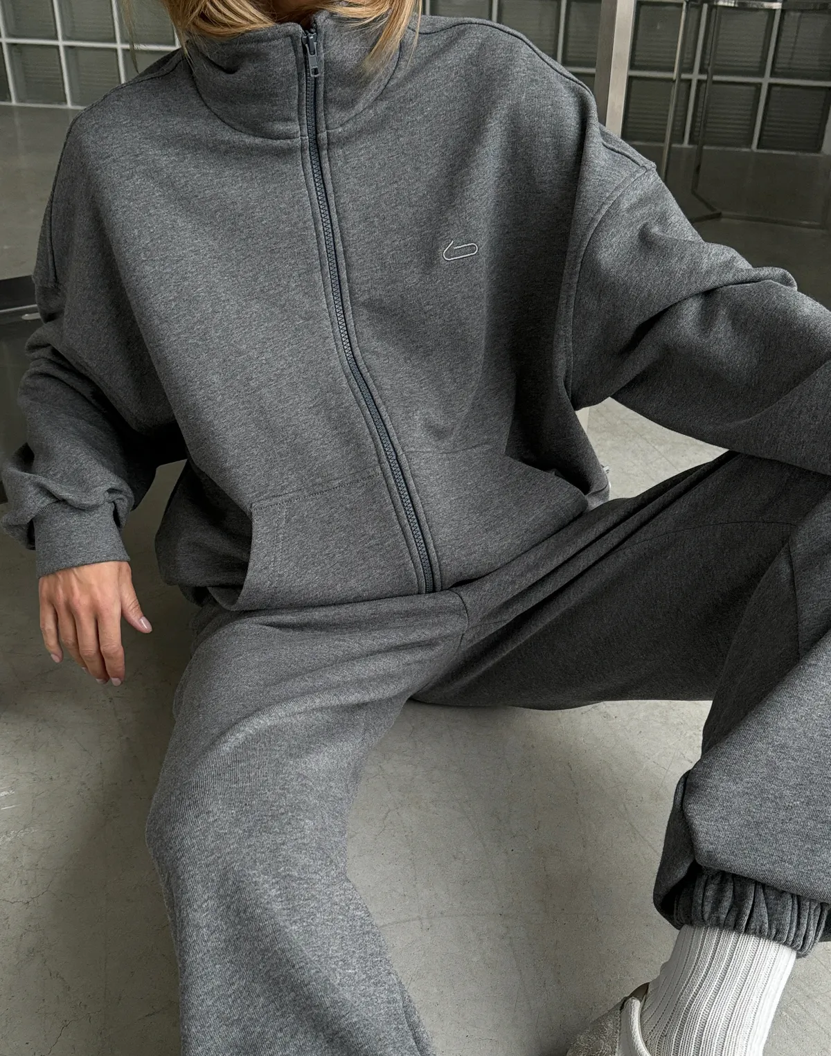 Джогери зі шнурком оверсайз, темний меланж - Фото 4