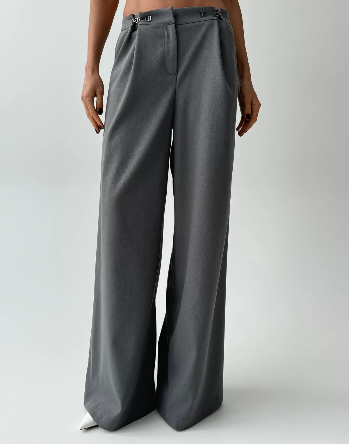 Штани оверсайз із защіпами та декоративними застібками, графіт - Фото 1