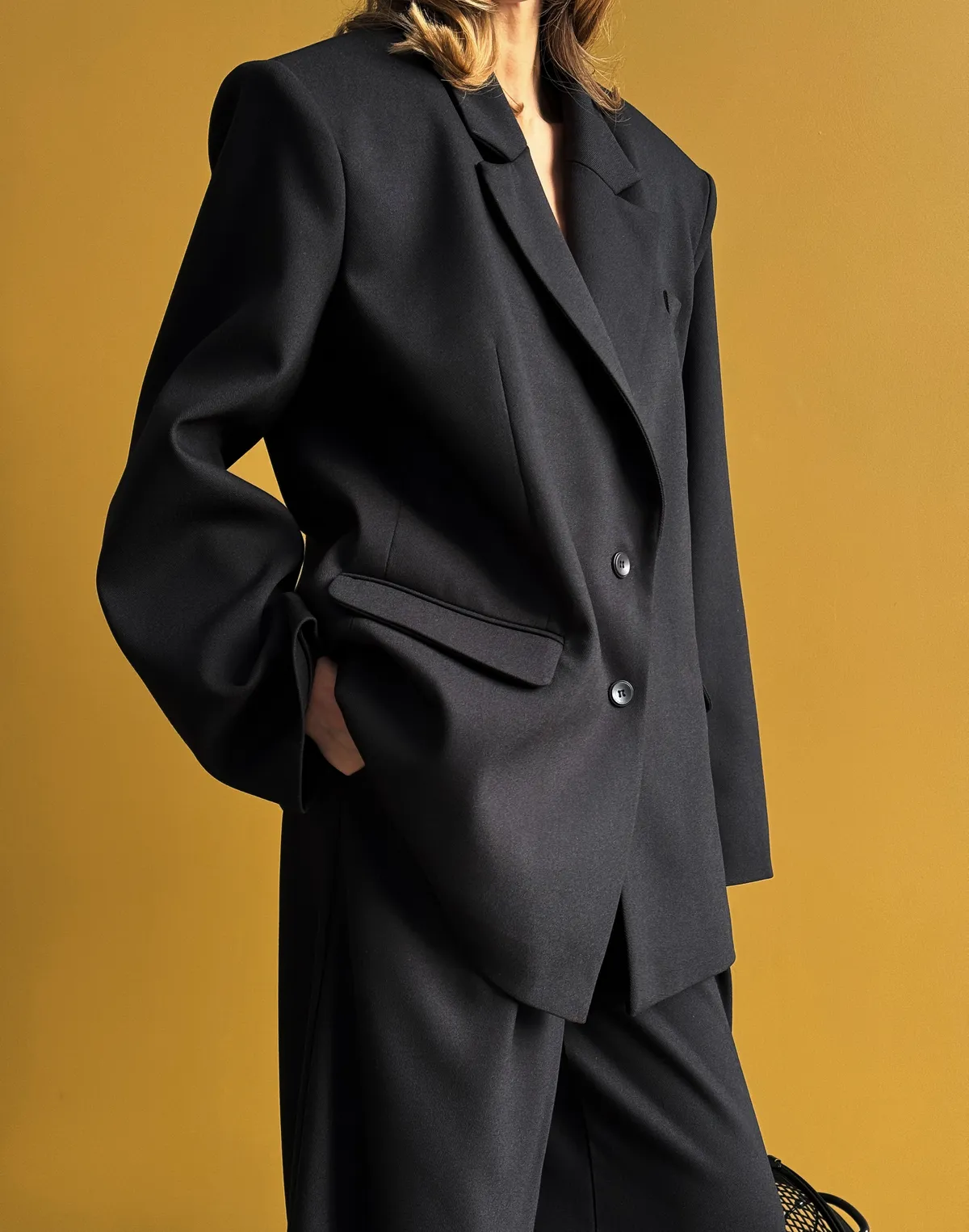 Жакет жіночий з можливістю асиметричного застібування, чорний - Фото 7