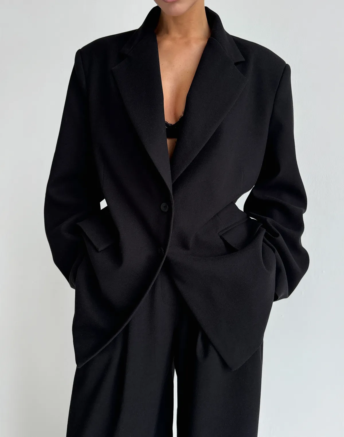 Жакет оверсайз з чоловічого плеча, чорний - Фото 6