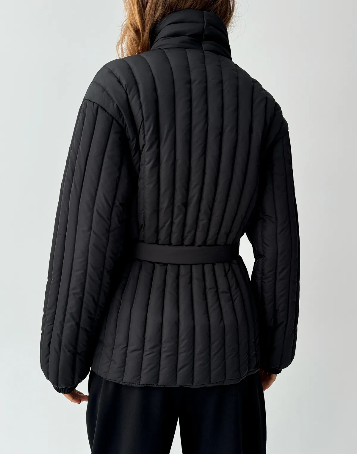 Куртка двухстороння весняна стьогана, чорна - Фото 2