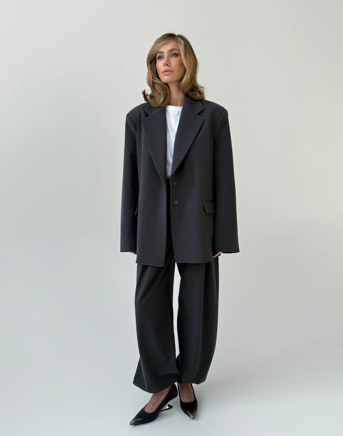 Штани базові у спортивному стилі, графітові - Фото 6