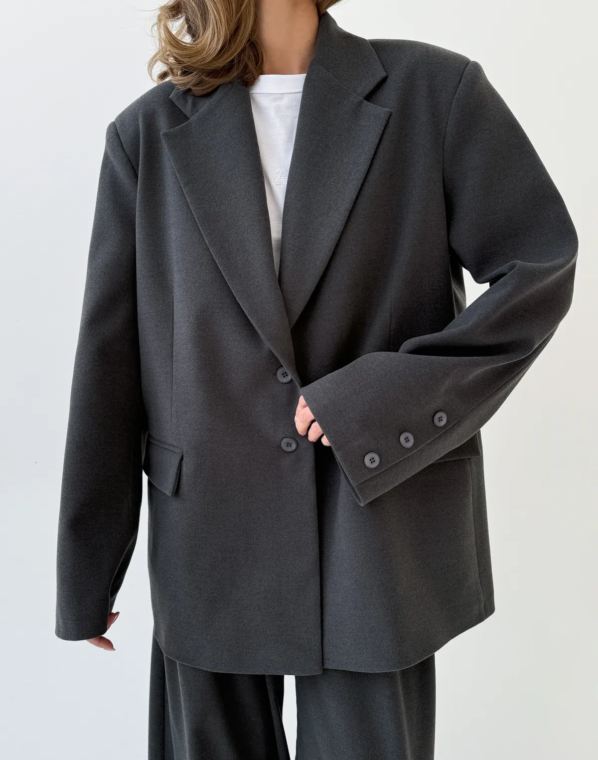 Жакет оверсайз з чоловічого плеча, графітовий - Фото 1