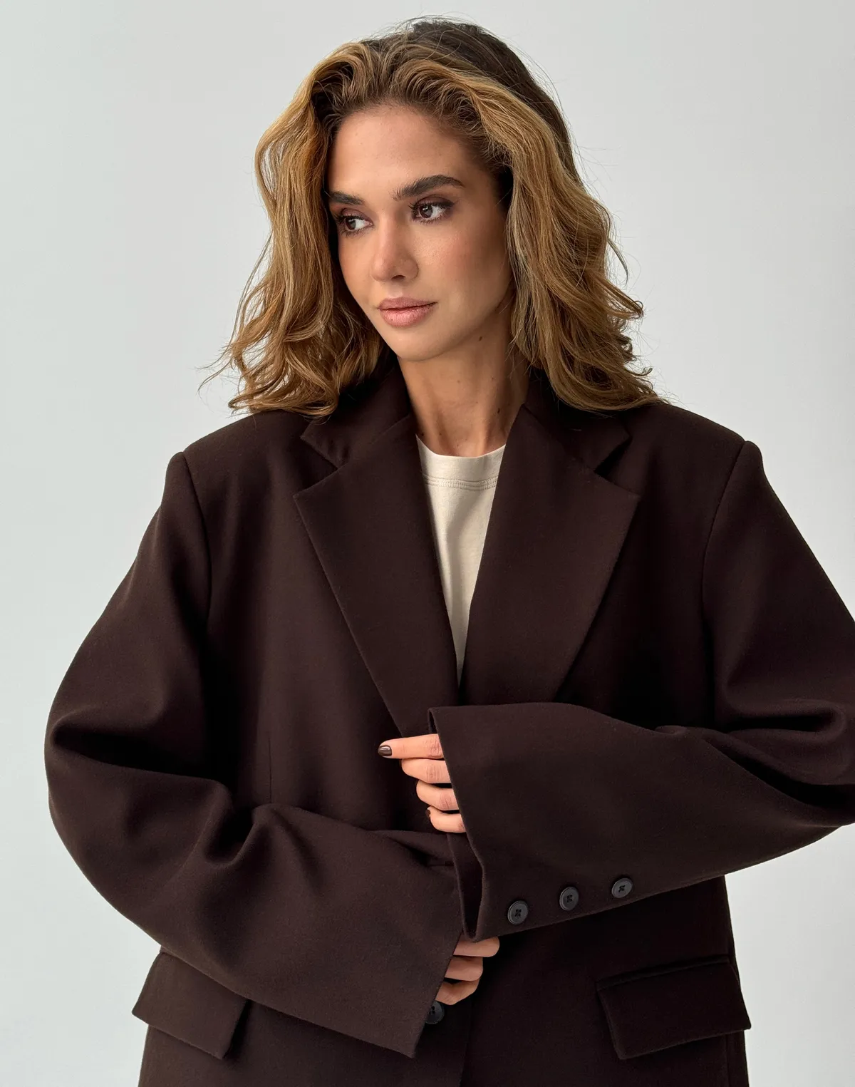 Жакет оверсайз з чоловічого плеча, шоколадний - Фото 5