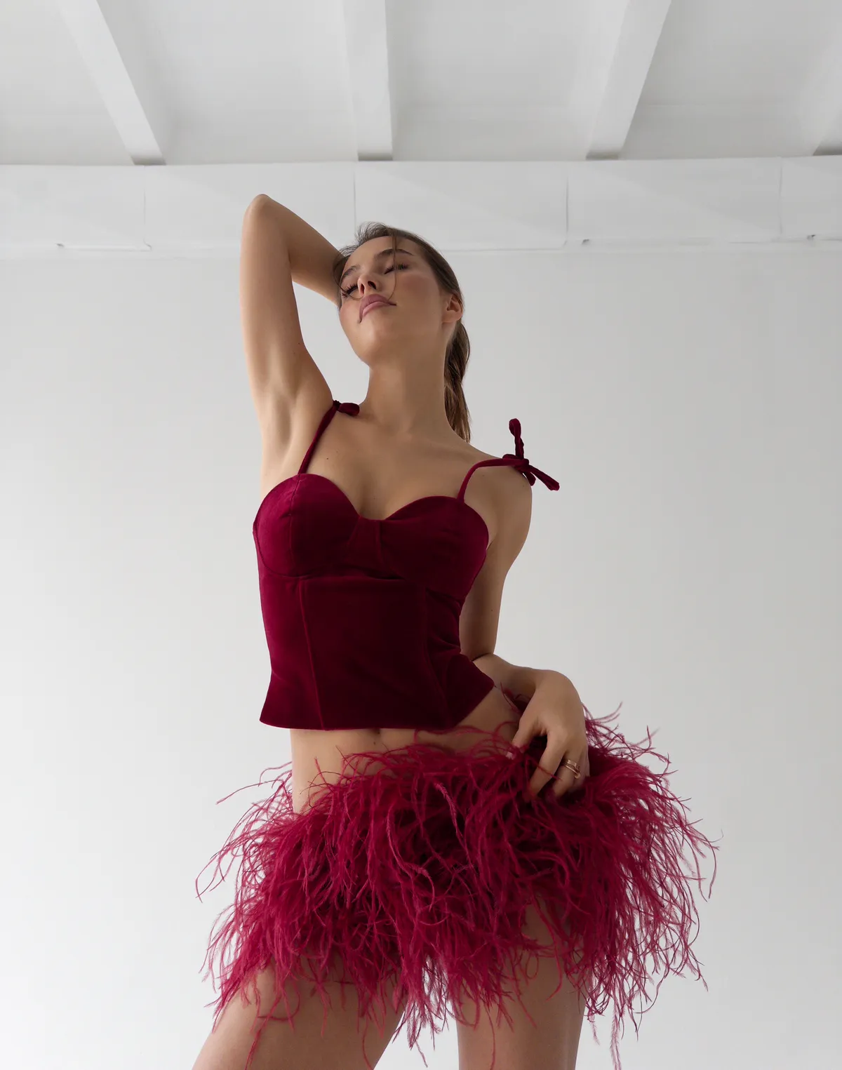 Топ велюровий з корсетними швами, червоний - Фото 1