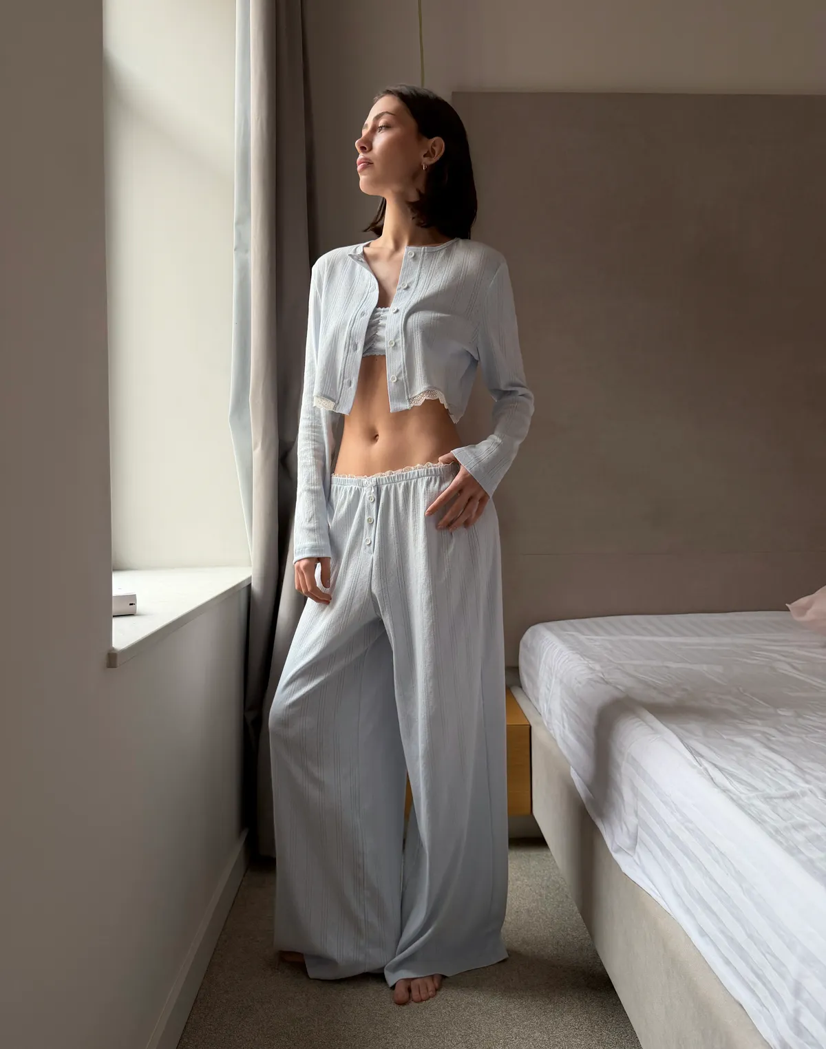 Кофтинка піжамна на ґудзиках, світло-блакитна - Фото 7