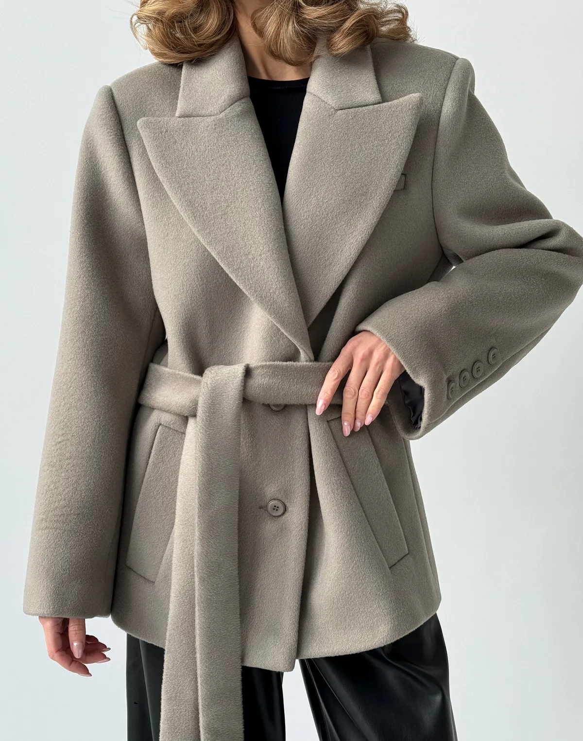 Пальто вкорочене весняне зі 100% вовни, сіре - Фото 1