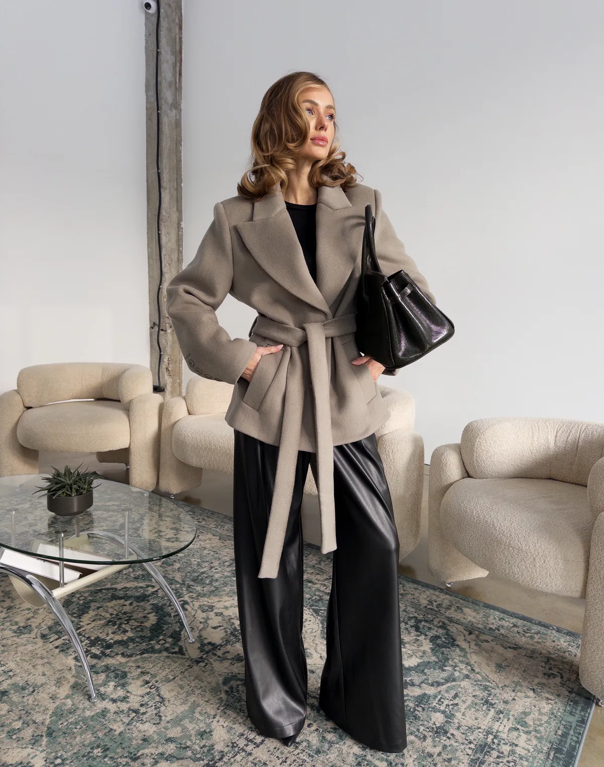 Пальто вкорочене весняне зі 100% вовни, сіре - Фото 7