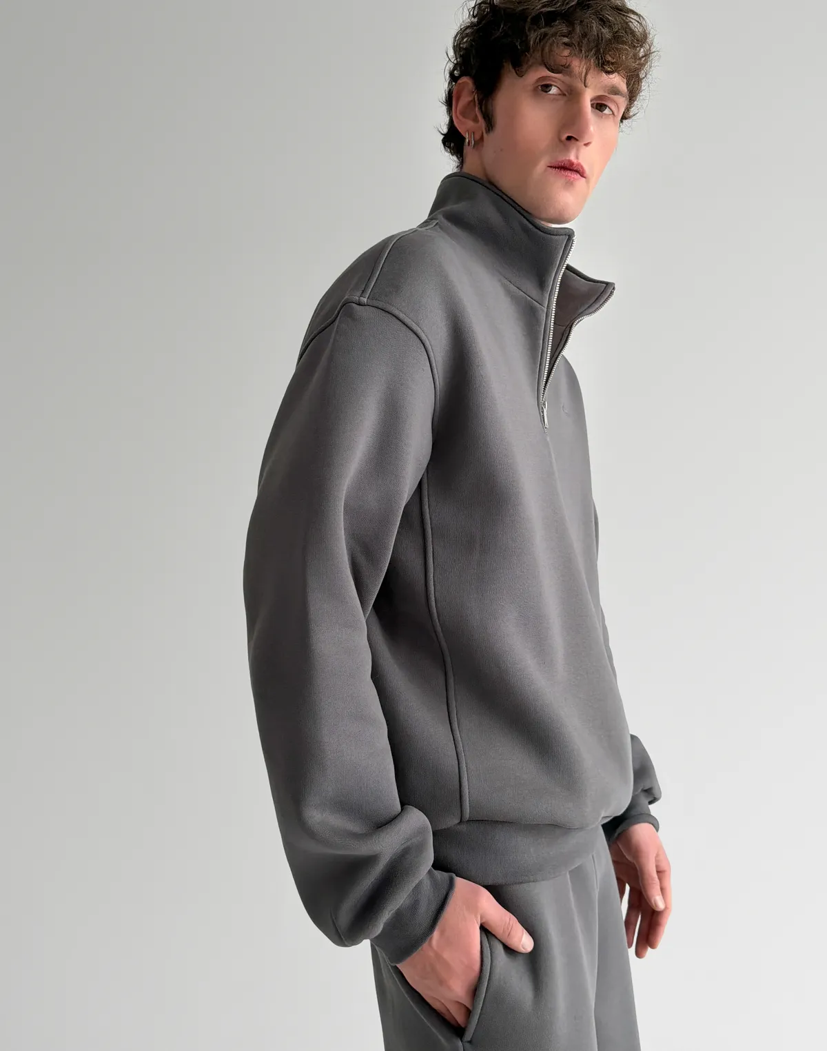 Світшот чоловічий на блискавці до середини, темний сірий - Фото 5