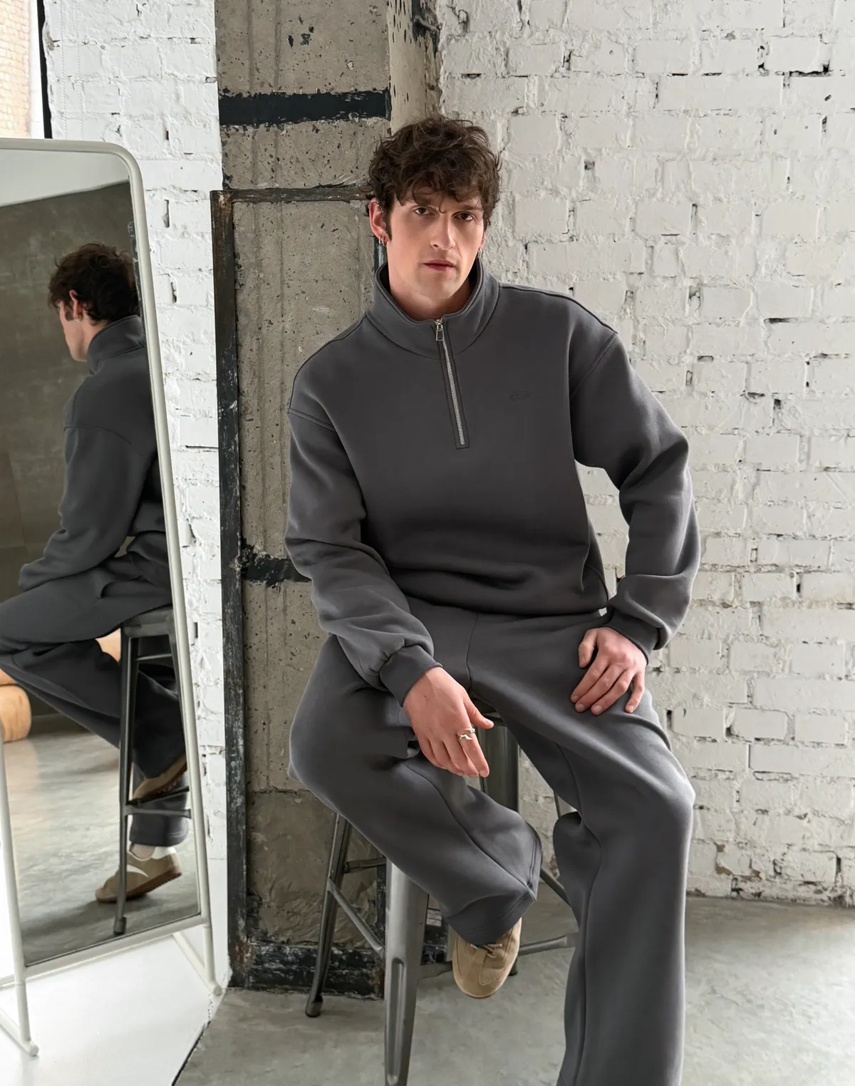 Світшот чоловічий на блискавці до середини, темний сірий - Фото 4