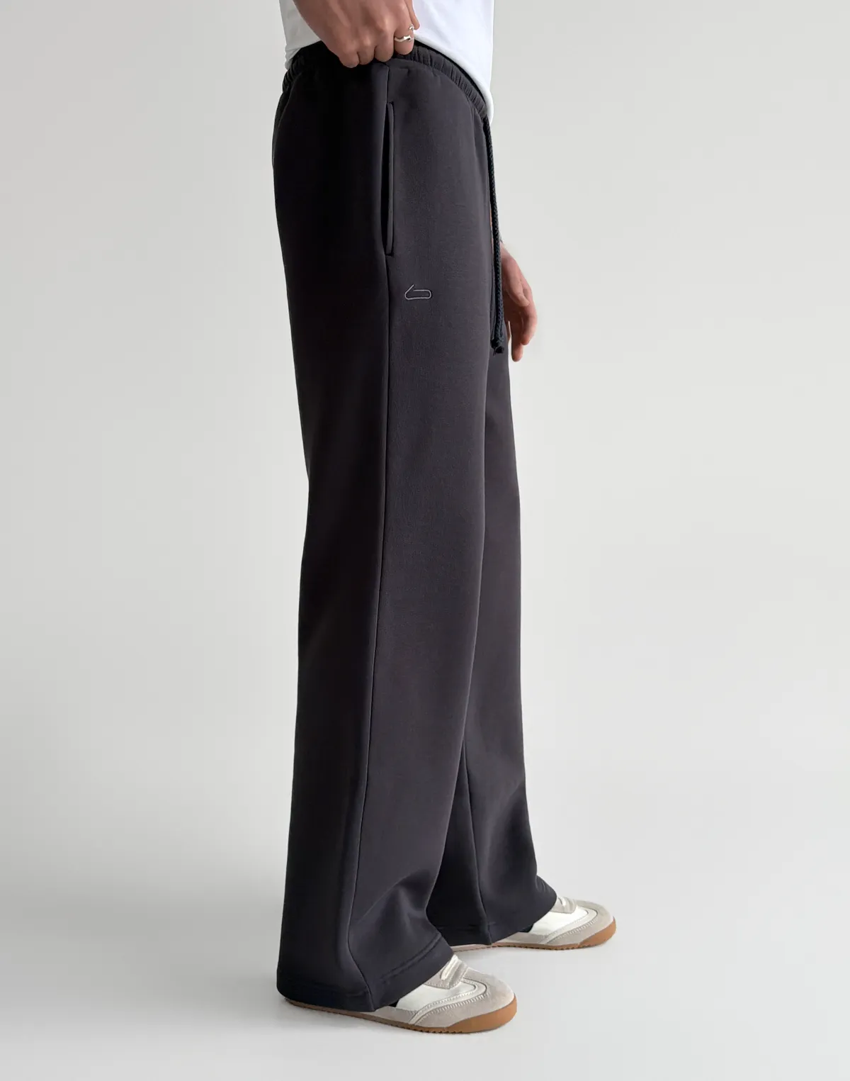 Штани спортивні чоловічі базові зі шнурком, антрацит - Фото 8