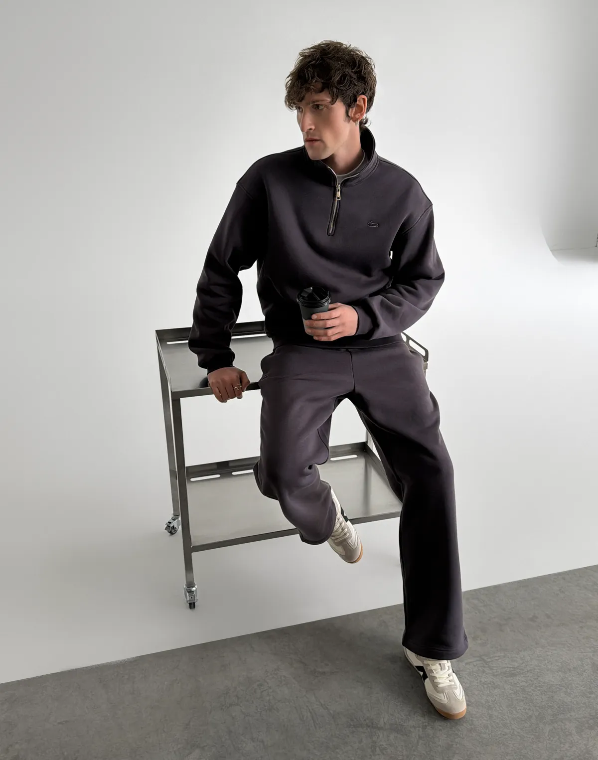 Штани спортивні чоловічі базові зі шнурком, антрацит - Фото 7