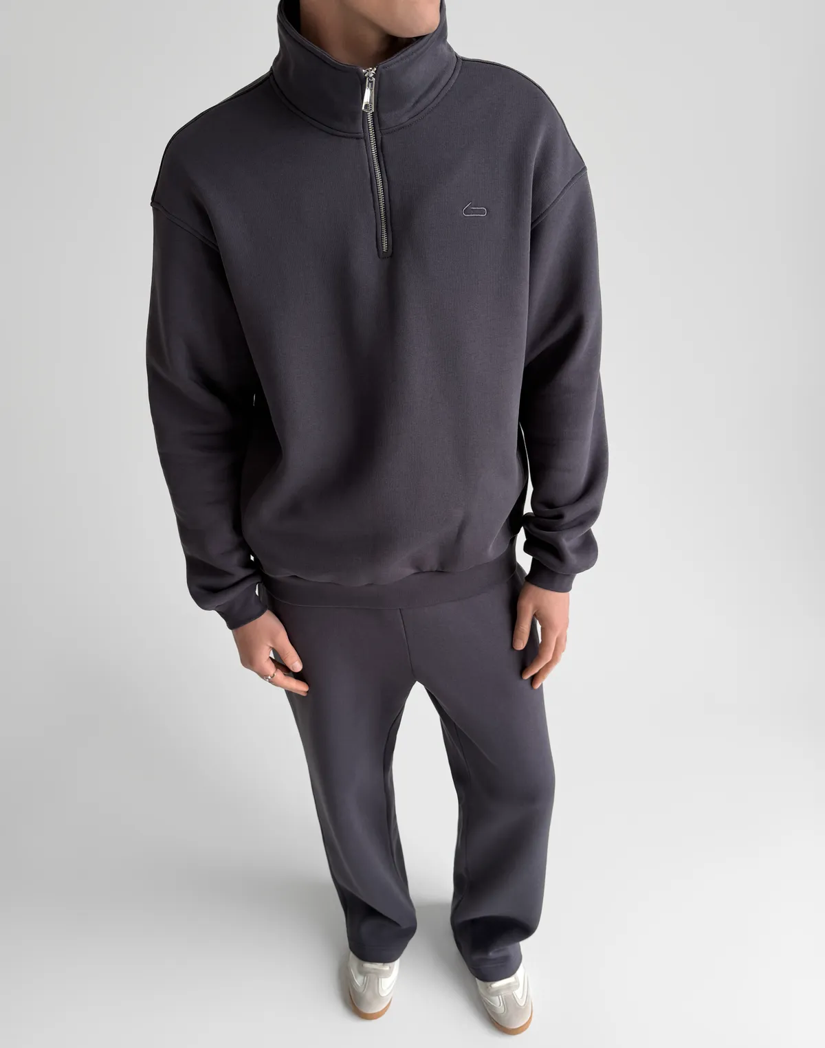 Комплект чоловічій світшот на блискавці до середини та штани базові зі шнурком, антрацит - Фото 1