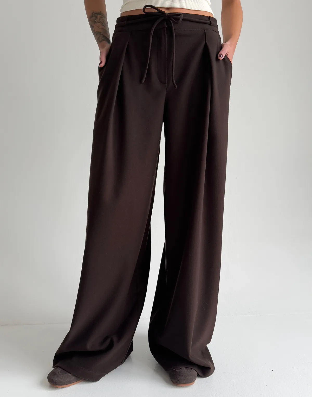 Штани супер вільного крою повної довжини, шоколадні - Фото 1