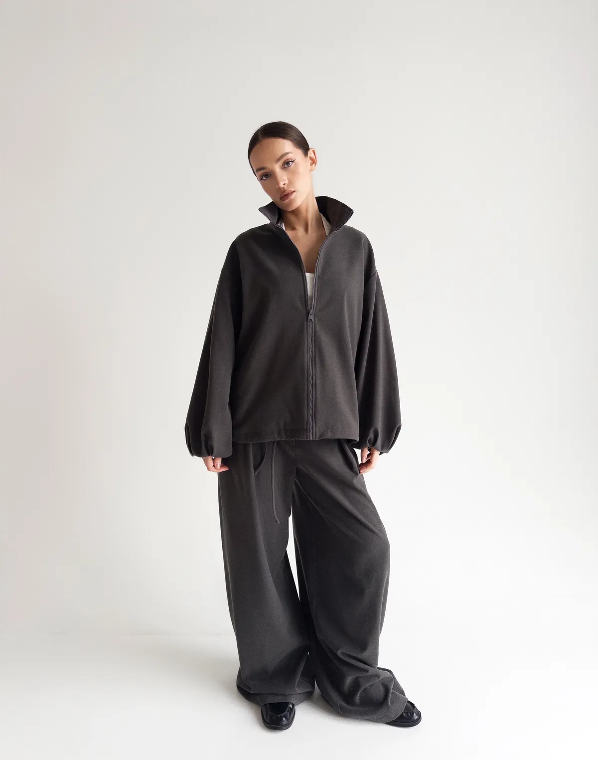 Жакет-бомбер з костюмної тканини, графітовий - Фото 8