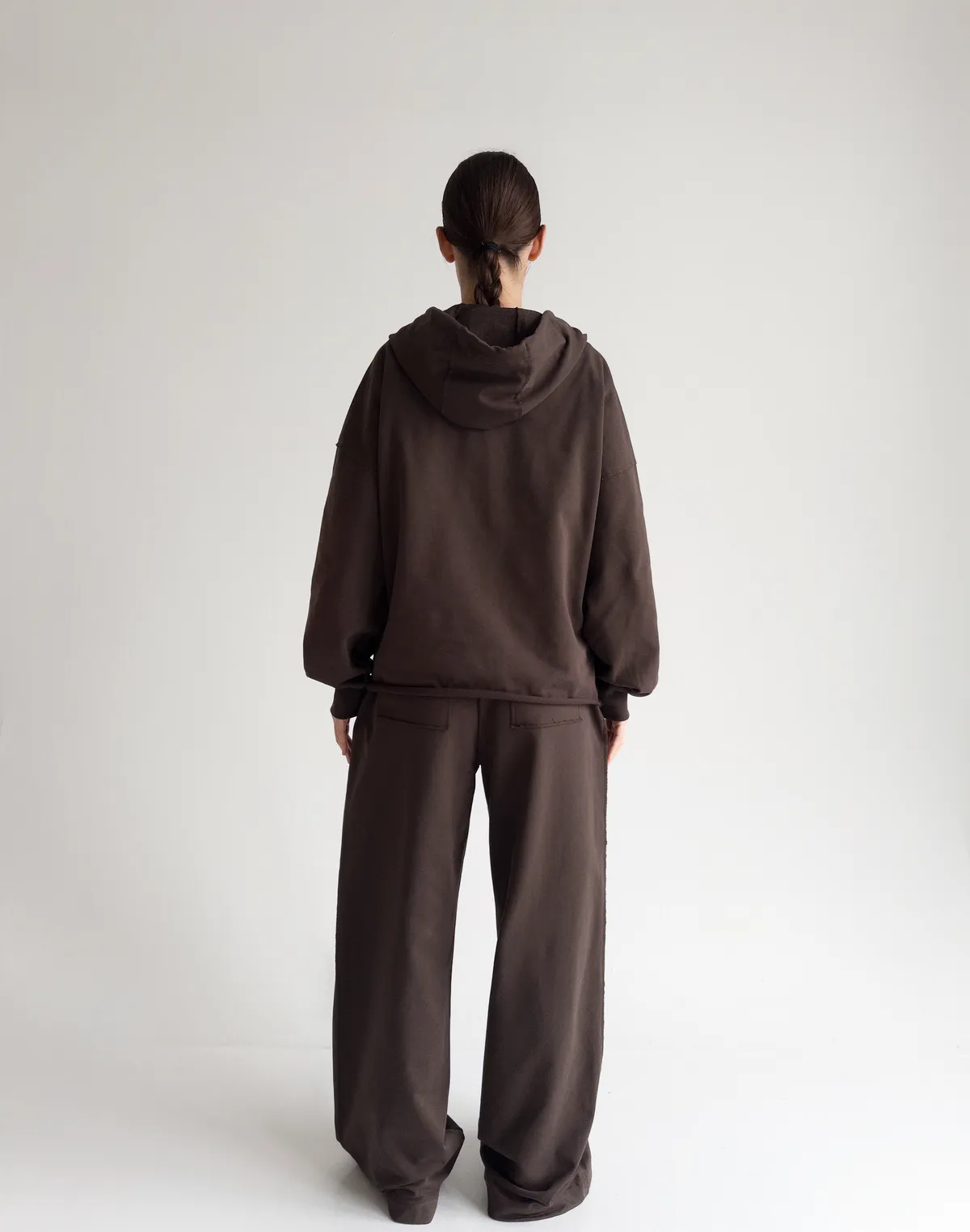 Комплект зіпер оверсайз та штани з декоративними кишенями позаду, шоколад - Фото 2