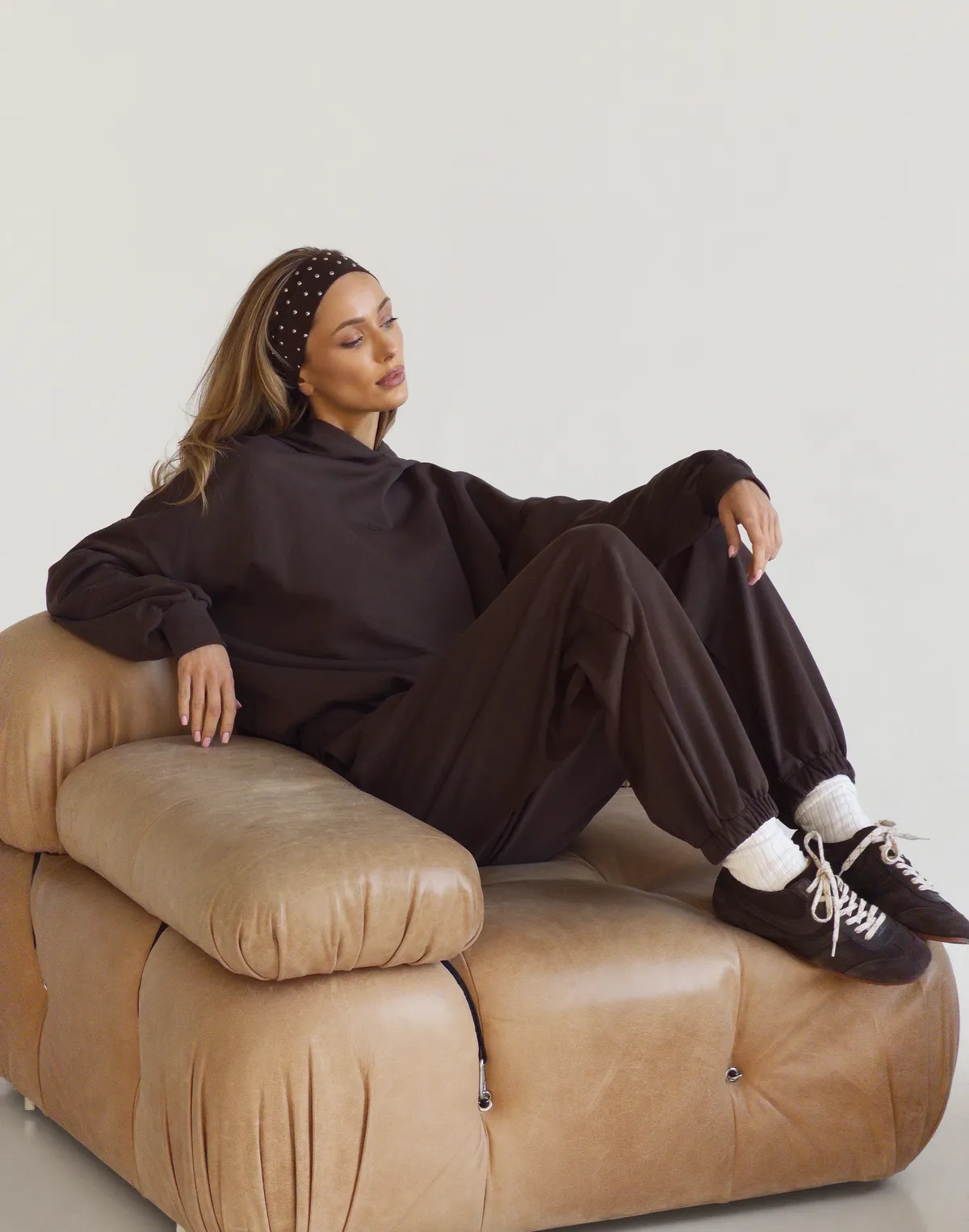 Джогери весняні вільного крою зі шнурком, шоколад - Фото 7