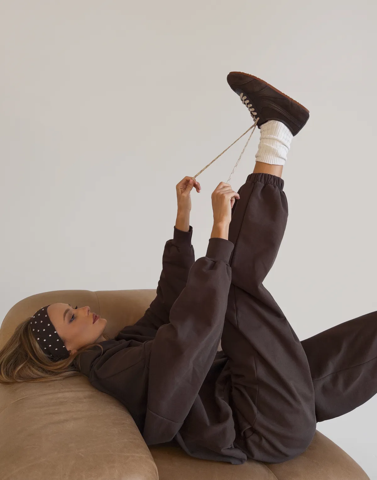 Джогери весняні вільного крою зі шнурком, шоколад - Фото 4