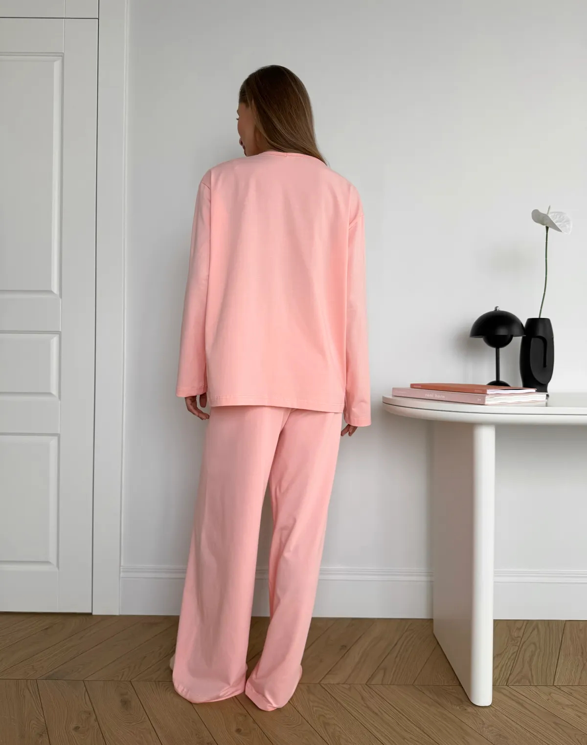 Комплект піжамний з ніжної бавовняної тканини лонгслів та штани, персикові - Фото 2