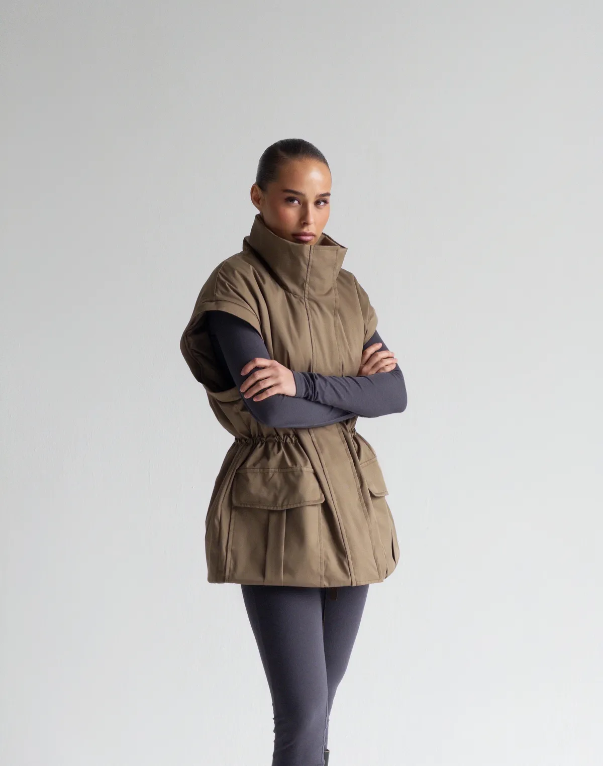 Куртка-трансформер з відстібними рукавами, кава з молоком - Фото 8