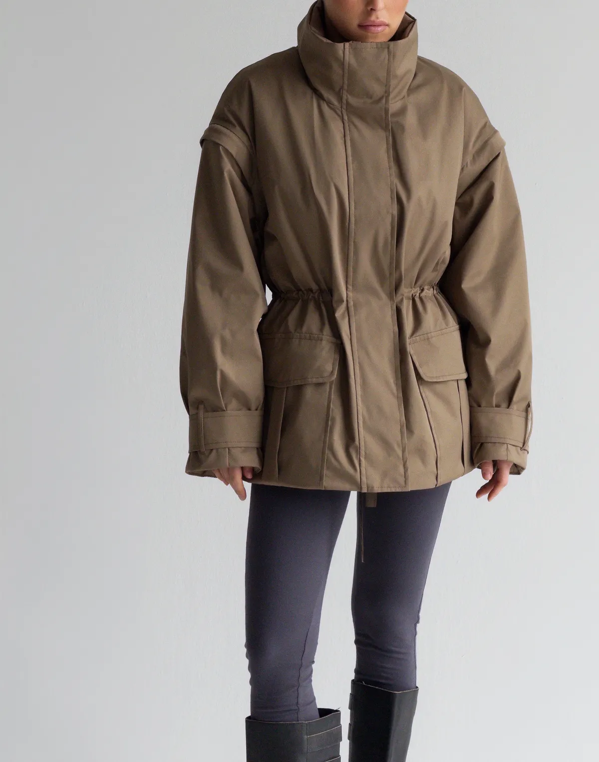 Куртка-трансформер з відстібними рукавами, кава з молоком - Фото 1