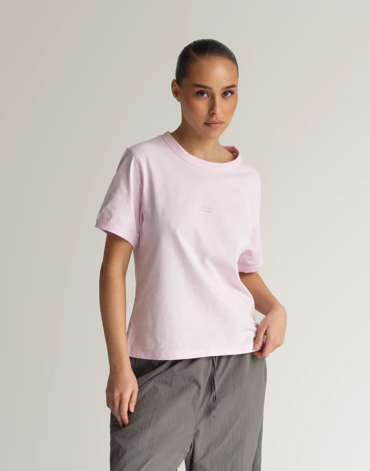 Футболка приталена, рожева - Фото 7