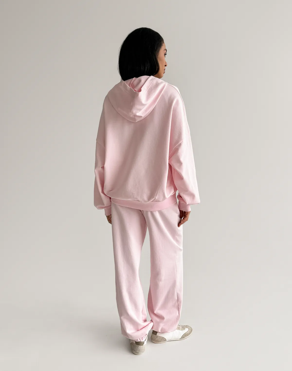 Комплект весняний худі стандартний вкорочений та джогери вільного крою зі шнурком, ніжно рожеві - Фото 2