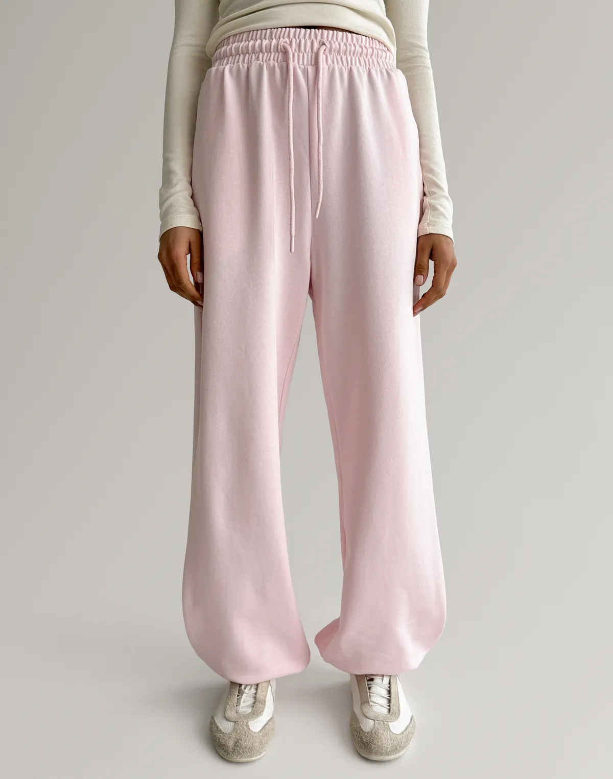 Джогери весняні вільного крою зі шнурком, ніжно-рожеві - Фото 1