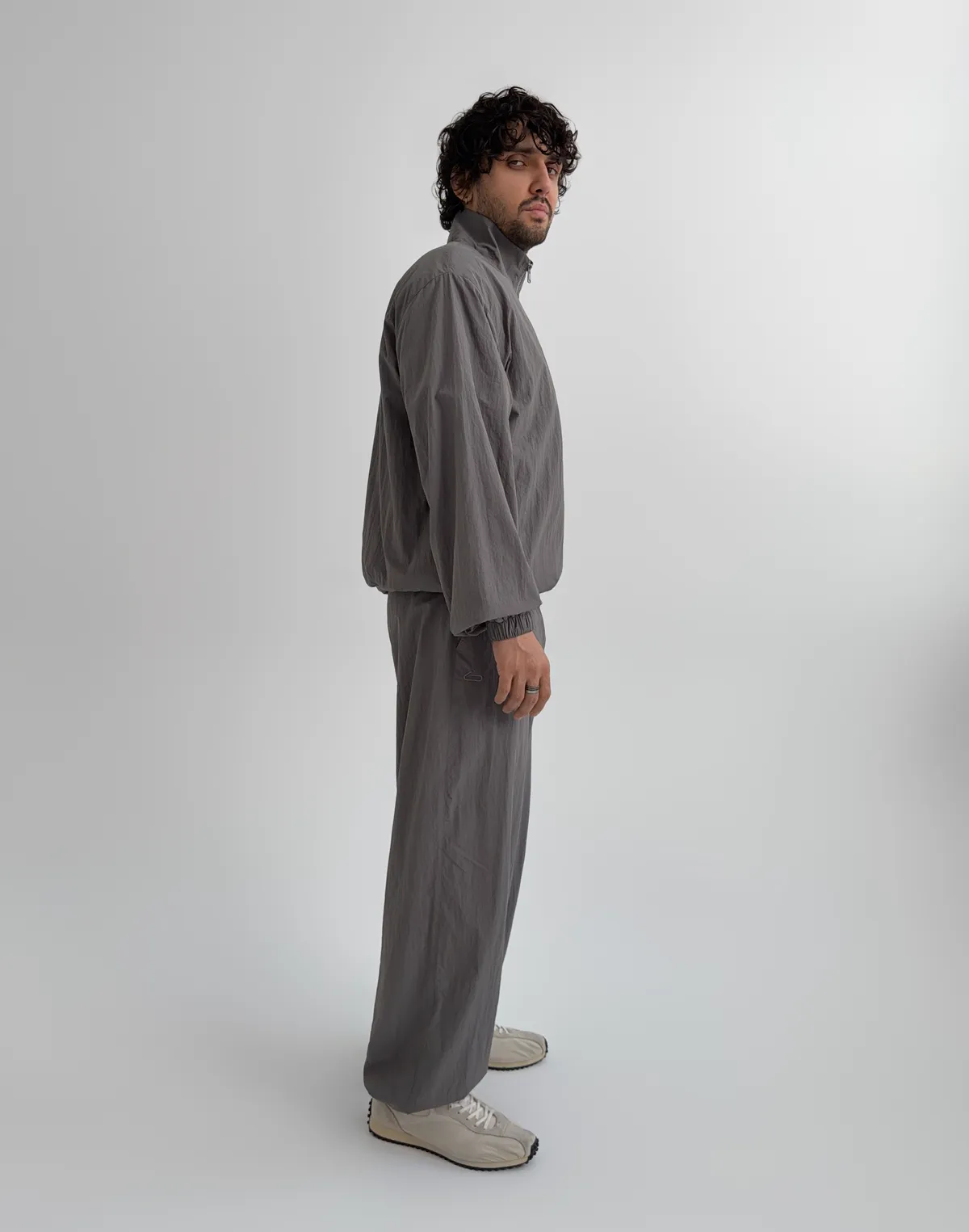 Комплект чоловічій з плащової тканини зіпер та джогери, графіт - Фото 5