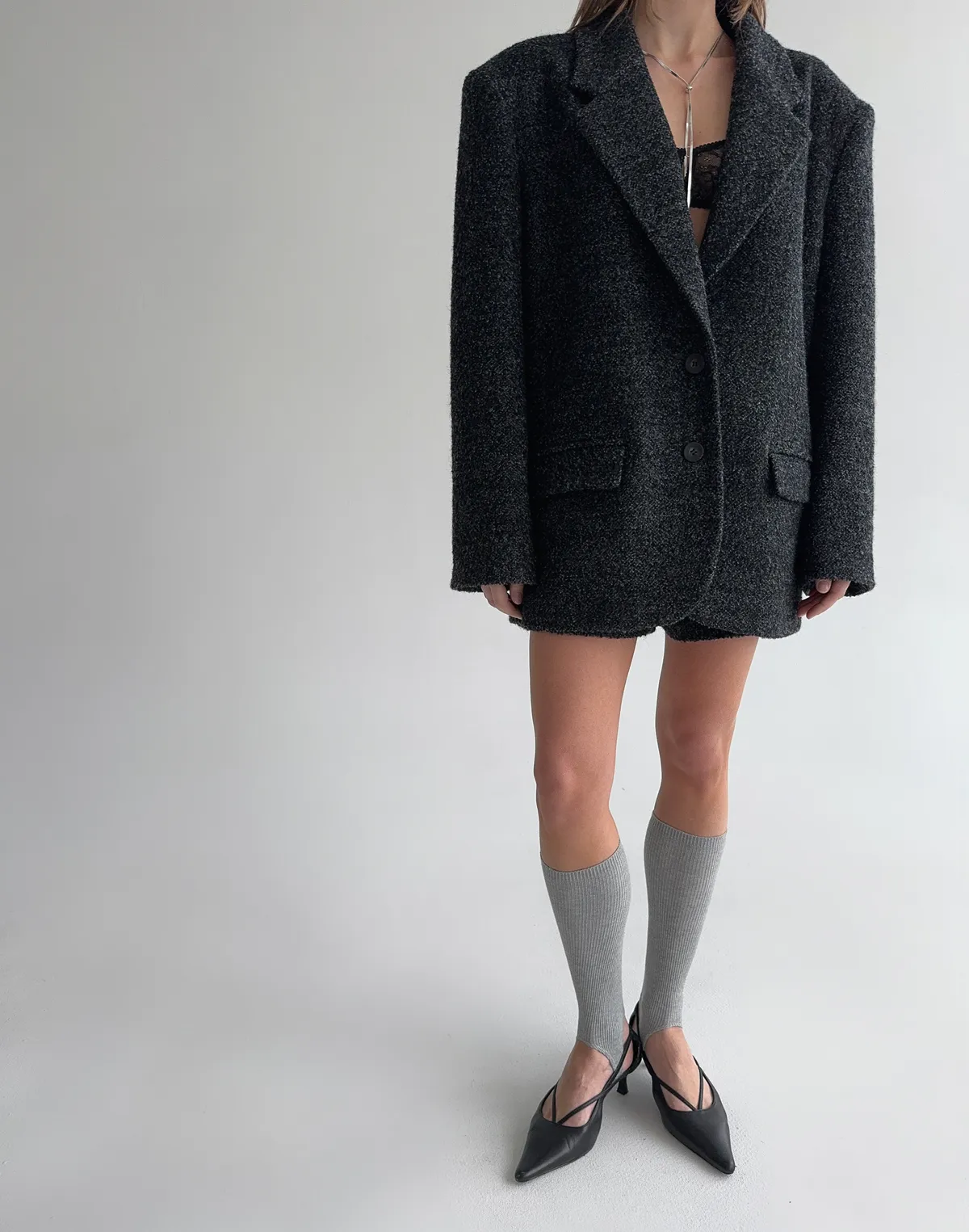Жакет з вовною у складі вільного крою з пальтової тканини, чорний - Фото 5