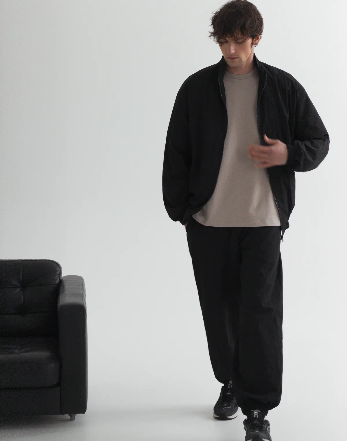 Джогери чоловічі з плащової тканини, чорні - Фото 8