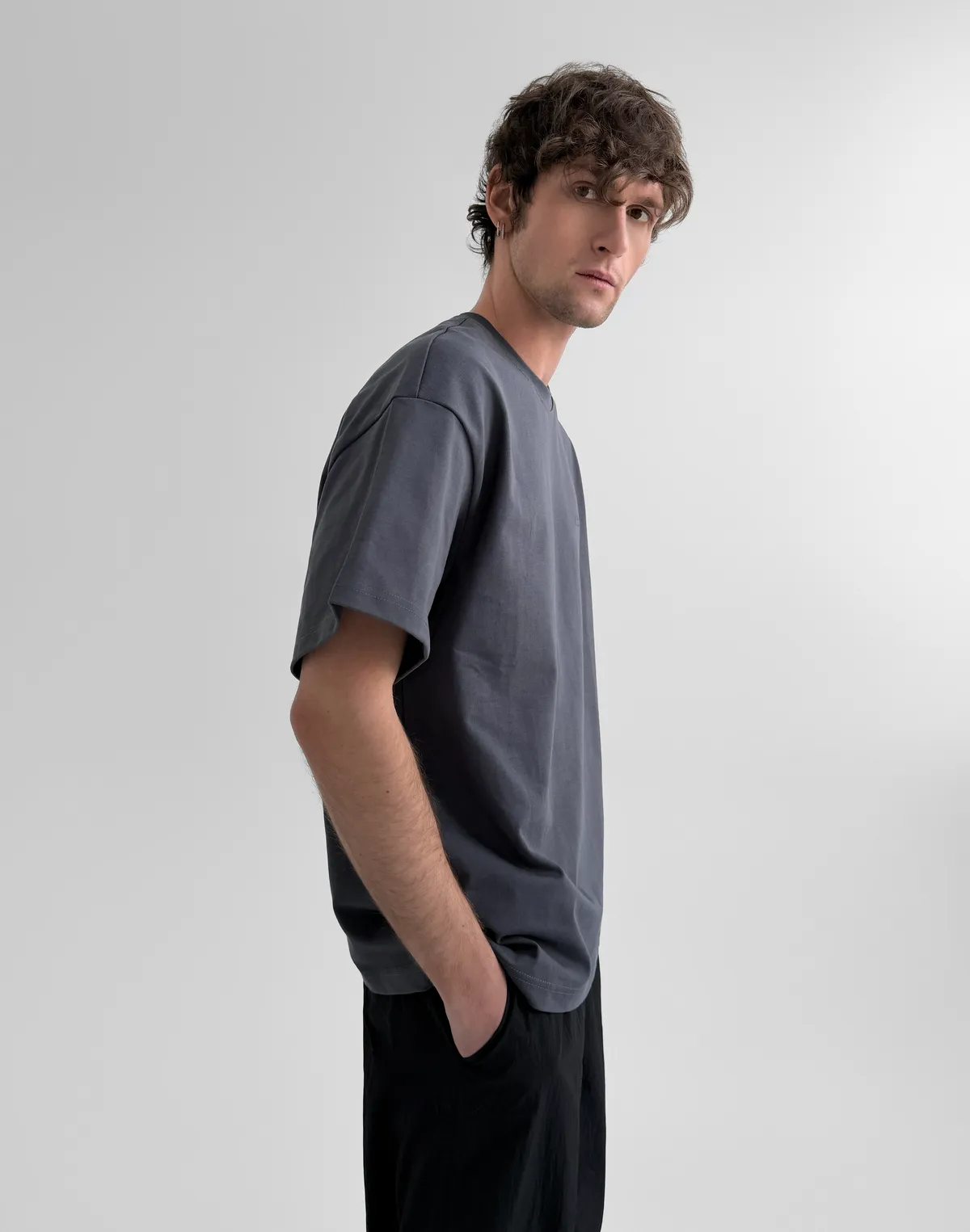 Футболка чоловіча оверсайз зі супер щільного котону з логотипом, графітова - Фото 5