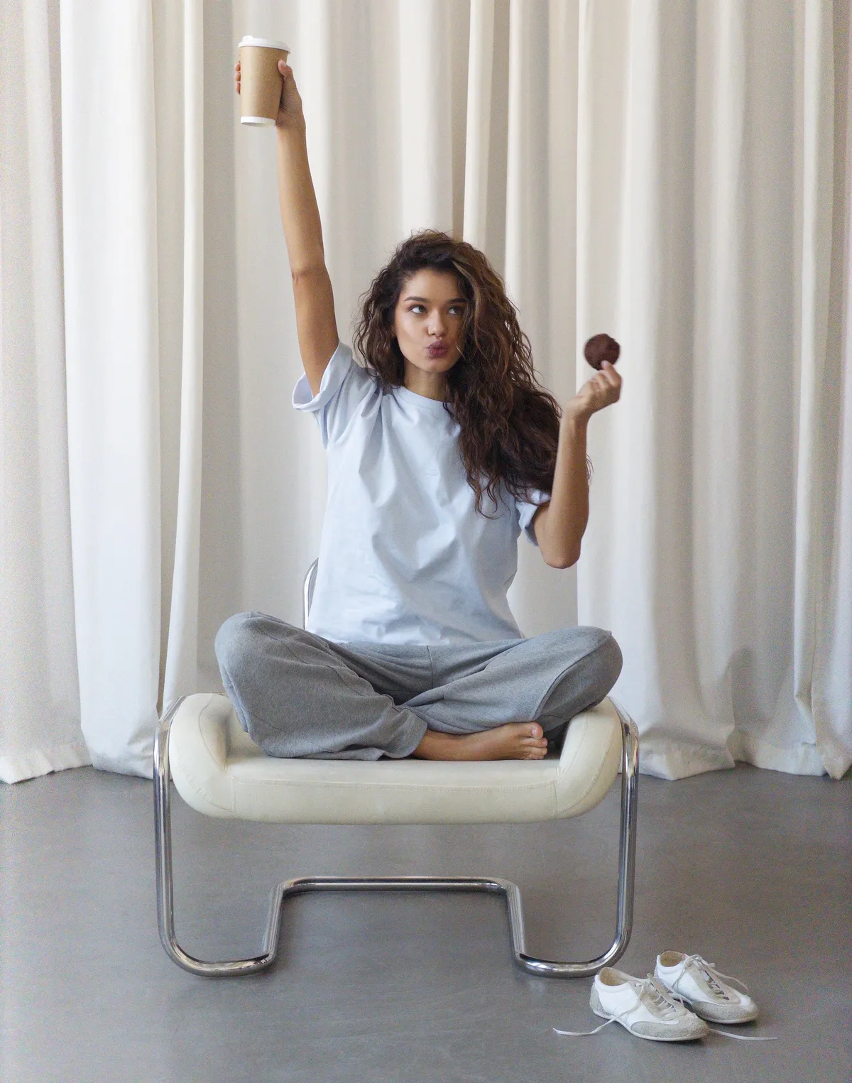 Футболка жіноча зі супер щільного котону оверсайз з логотипом, холодний блакитний - Фото 8