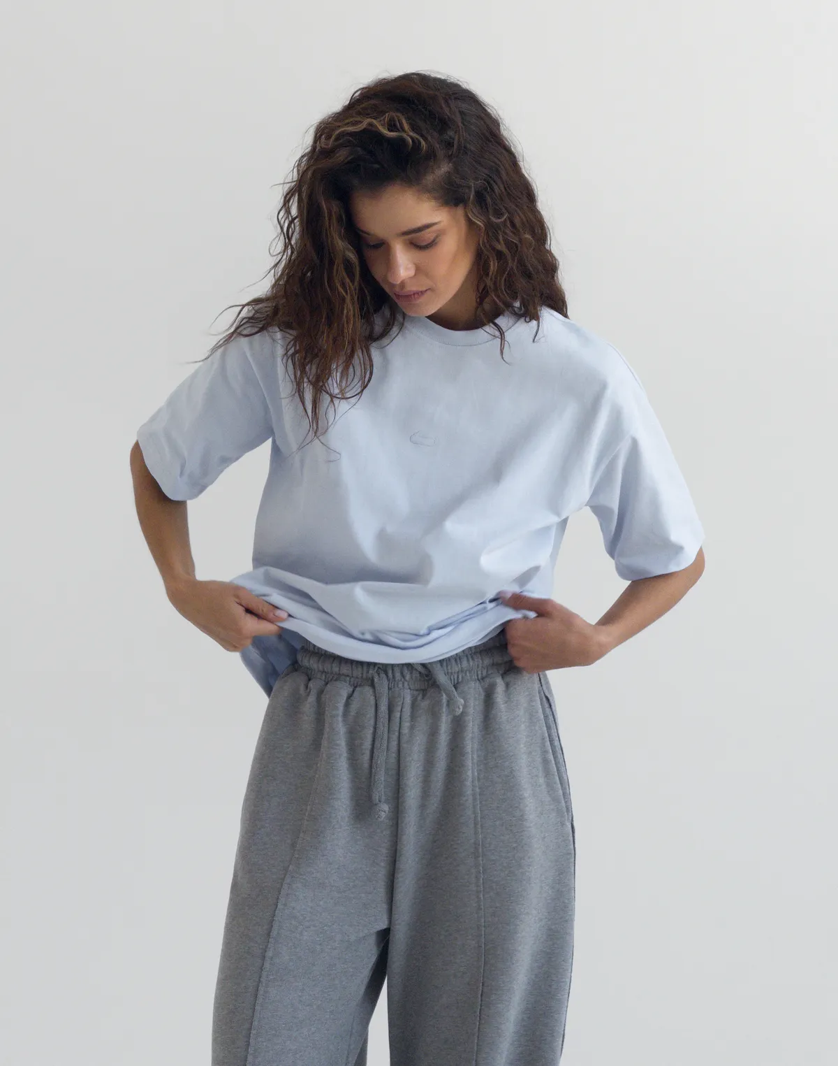 Футболка жіноча зі супер щільного котону оверсайз з логотипом, холодний блакитний - Фото 5