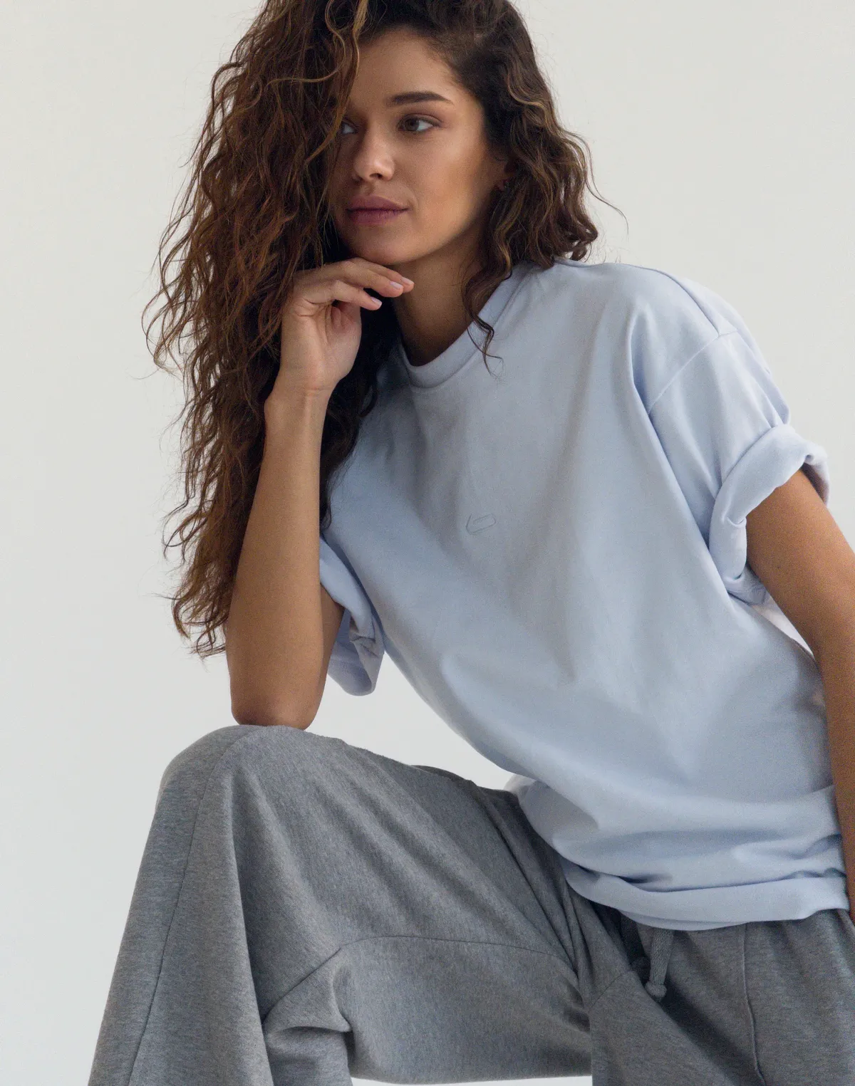 Футболка жіноча зі супер щільного котону оверсайз з логотипом, холодний блакитний - Фото 4