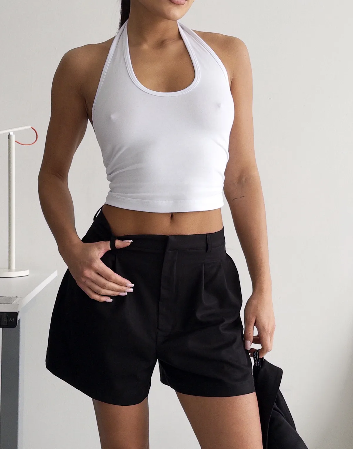 Топ з перекрученою спиною, білий - Фото 1