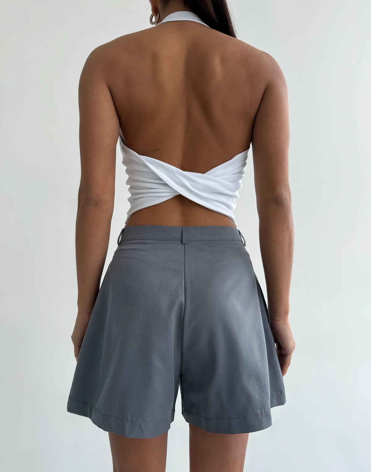 Шорти текстильні базові з високою посадкою, сірі - Фото 2