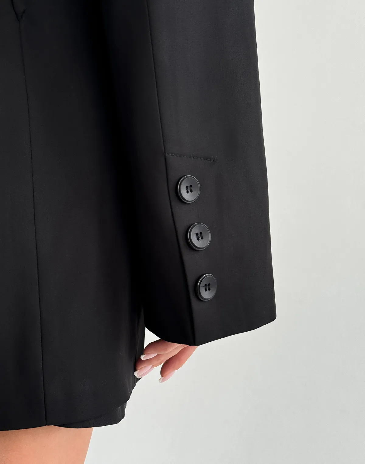 Жакет приталений з поясом текстильний, чорний - Фото 7