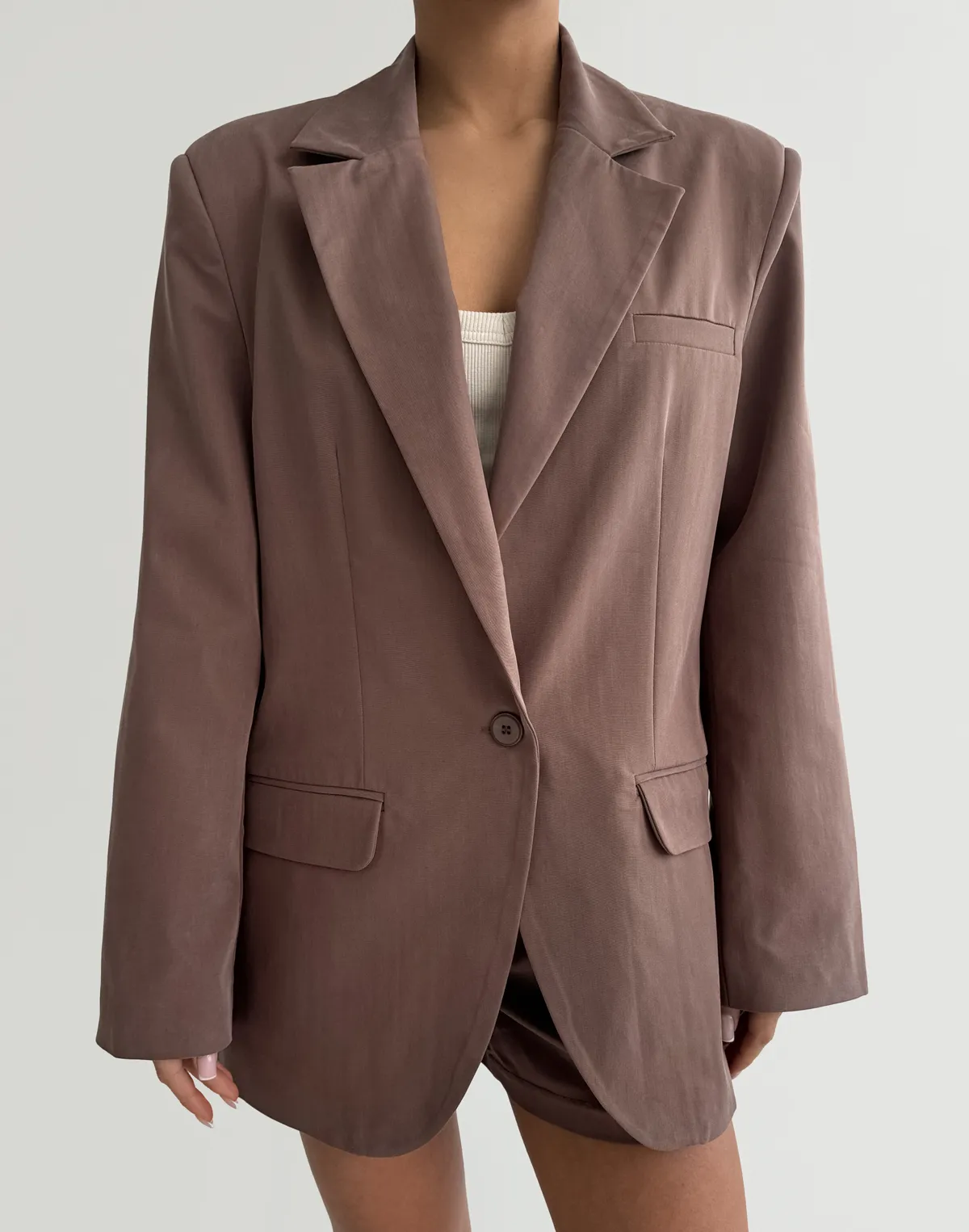 Жакет приталений з поясом текстильний, коричневий - Фото 1