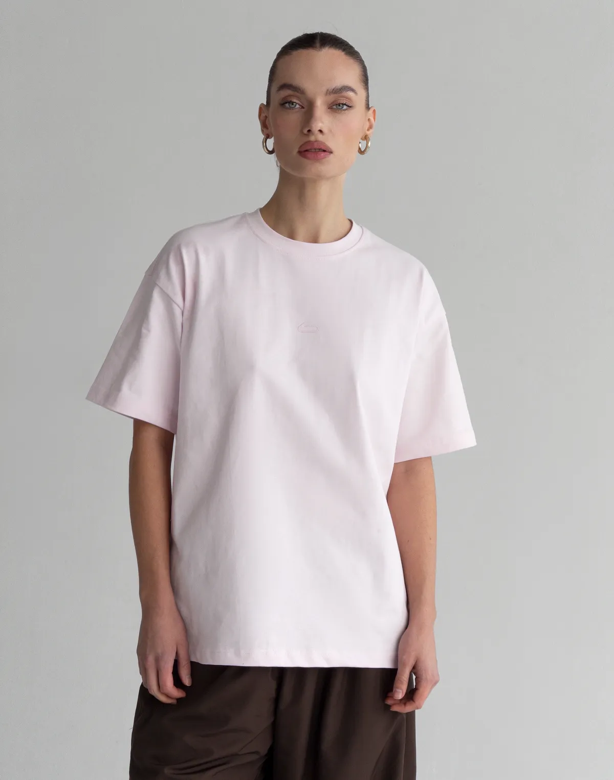 Футболка жіноча зі супер щільного котону оверсайз з логотипом, рожева - Фото 4