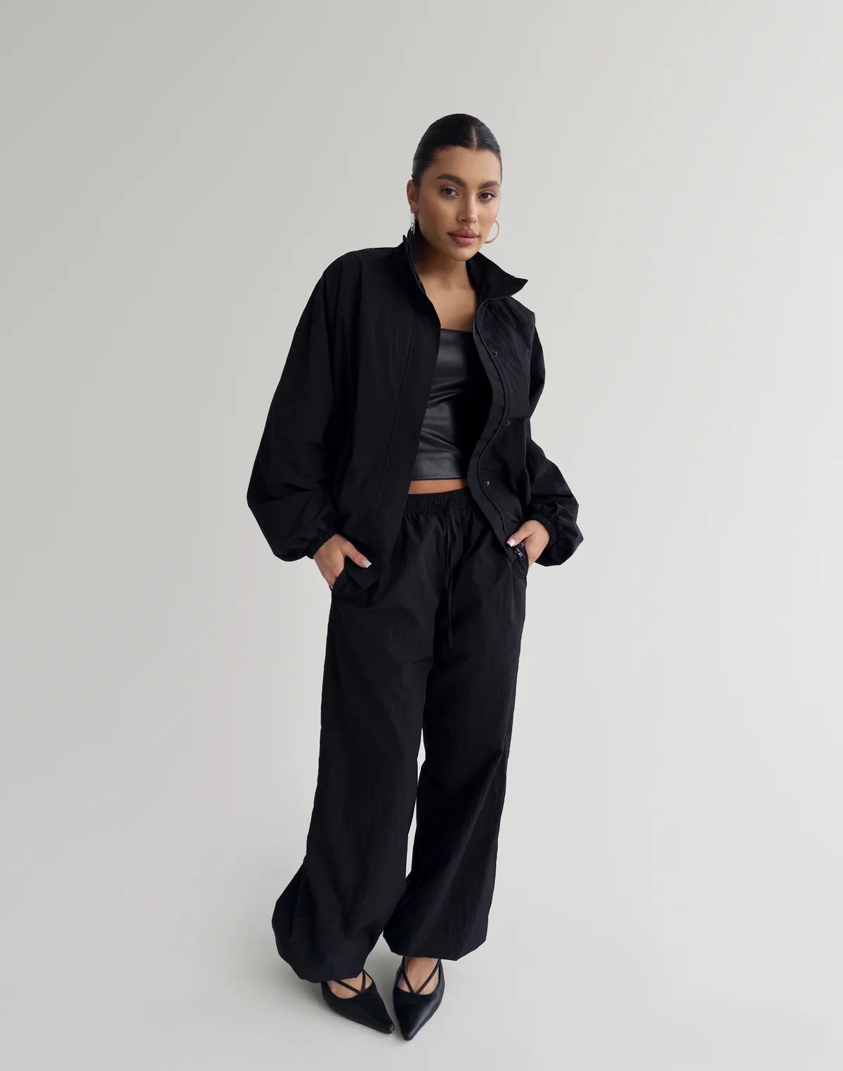 Джогери з плащової тканини з ефектом пом'ятості, чорні - Фото 8