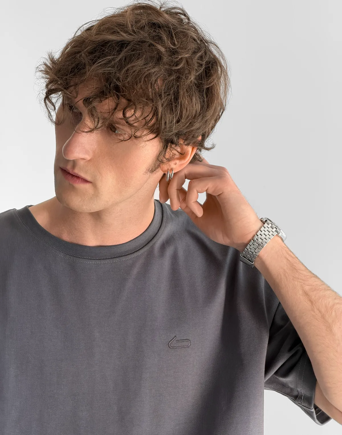 Футболка чоловіча базова зі супер щільного котону з логотипом, графітова - Фото 6