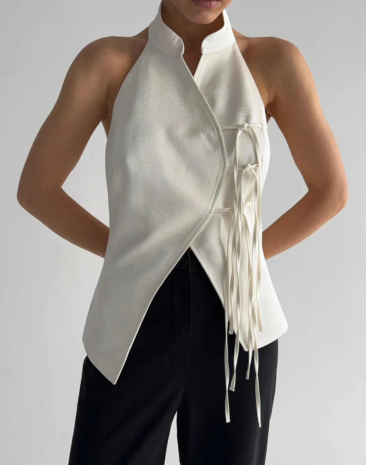Сатиновий топ в азійському стилі, молочний - Фото 1