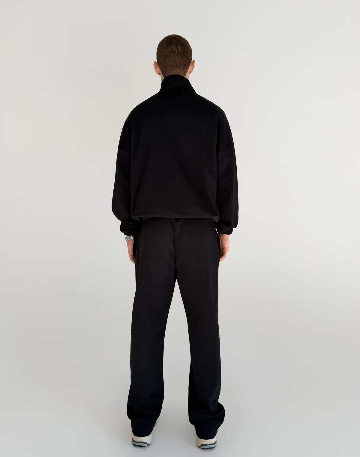 Комплект весняний чоловічій кофта на блискавці та штани прямі, чорні - Фото 2