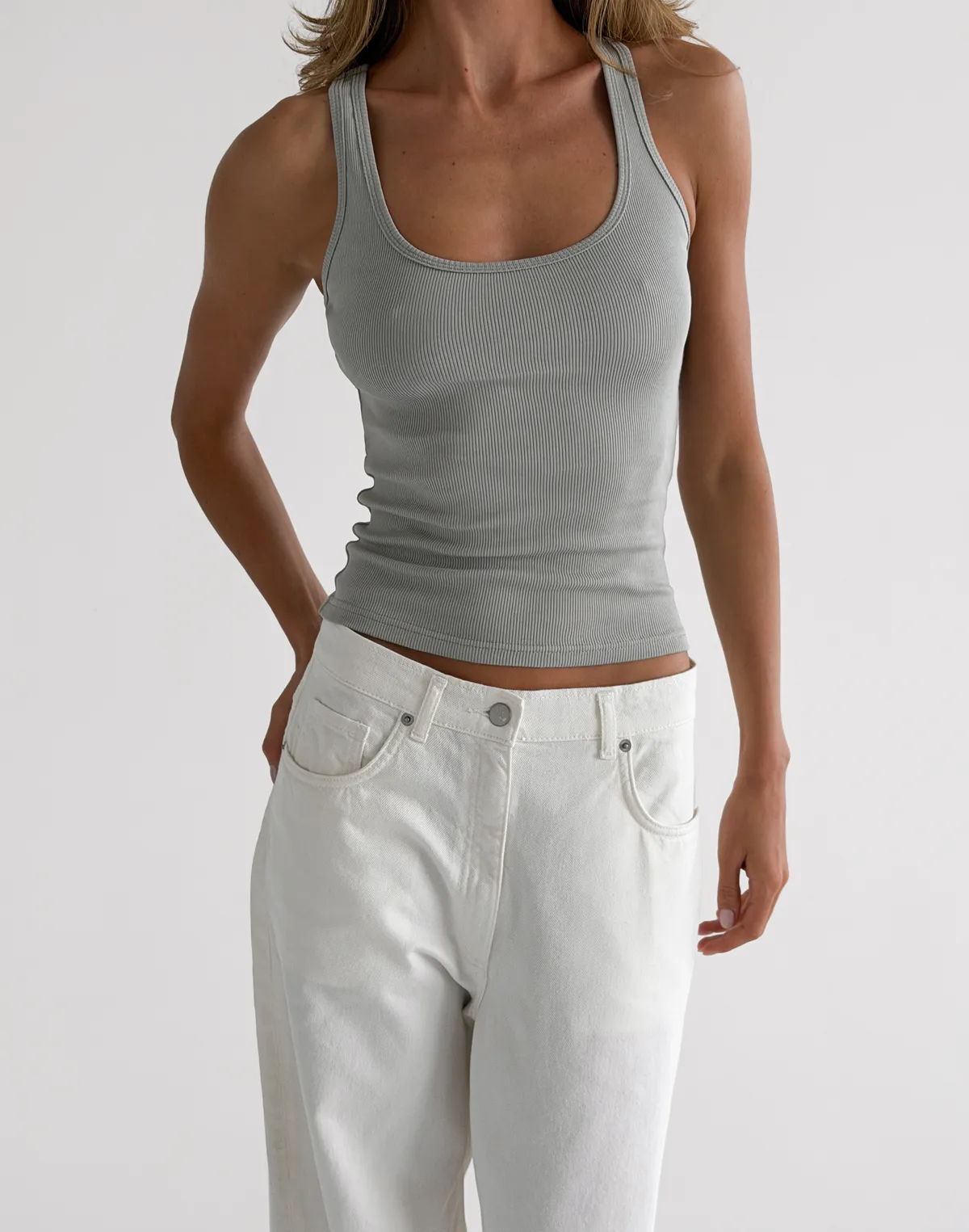 Майка в рубчик класична, сіра - Фото 1