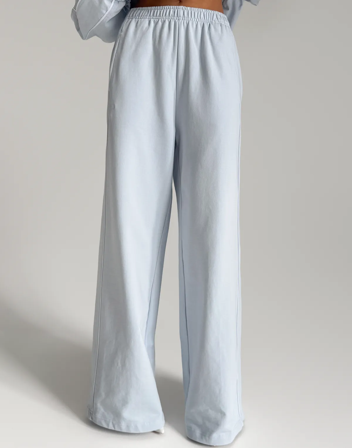 Штани весняні жіночі з кантом, блакитні - Фото 1