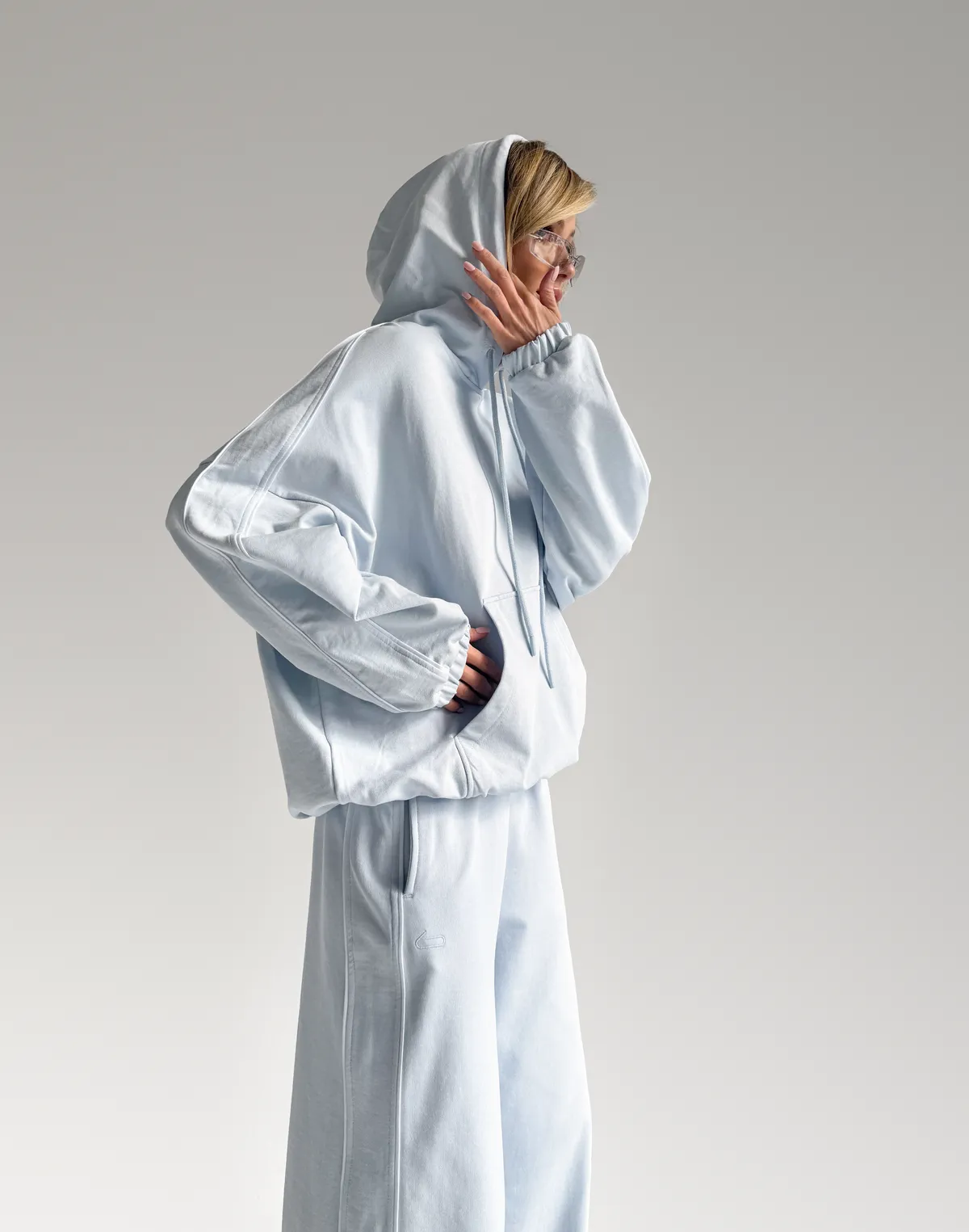 Худі весняний з кантом жіночий, блакитний - Фото 4