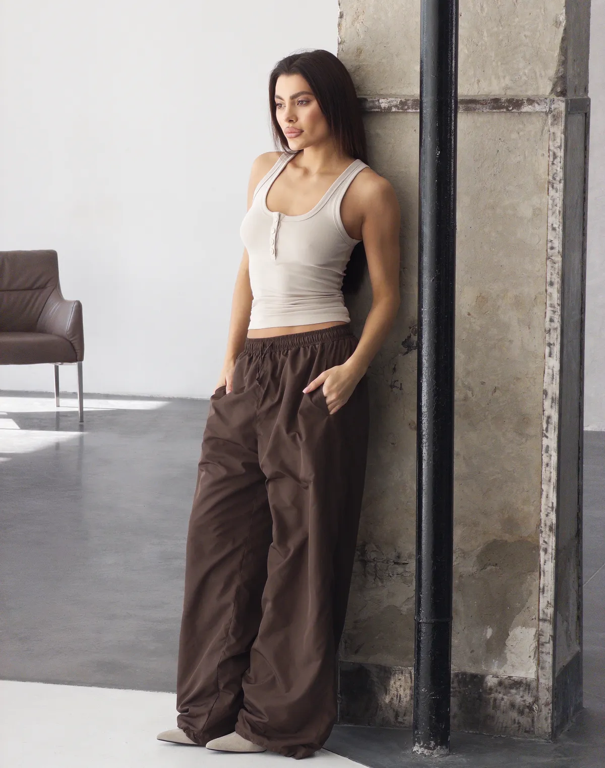 Майка жіноча по фігурі бавовняна з ґудзиками, нейтральний беж - Фото 8