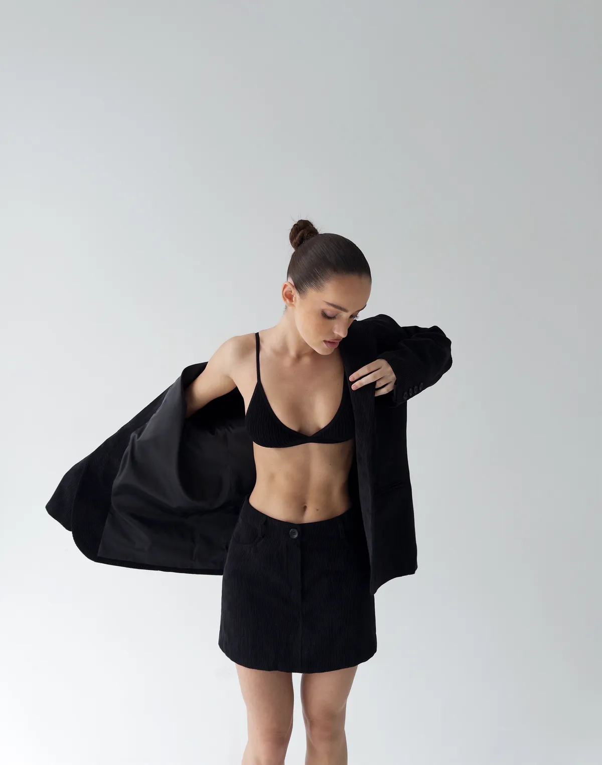 Жакет оверсайз вельветовий, чорний - Фото 3